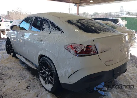 2022 Mercedes-Benz Amg Gle 53 Coupe 4Matic z USA, uszkodzony, nr VIN 4JGFD6BB9NA802575